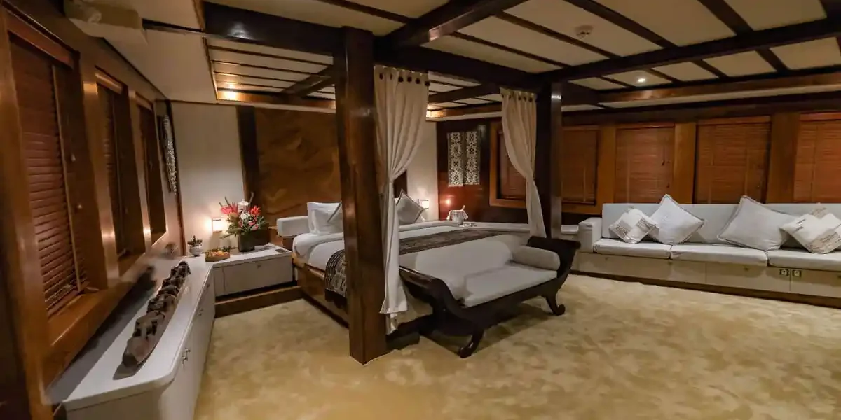 Master Cabin - Image 1